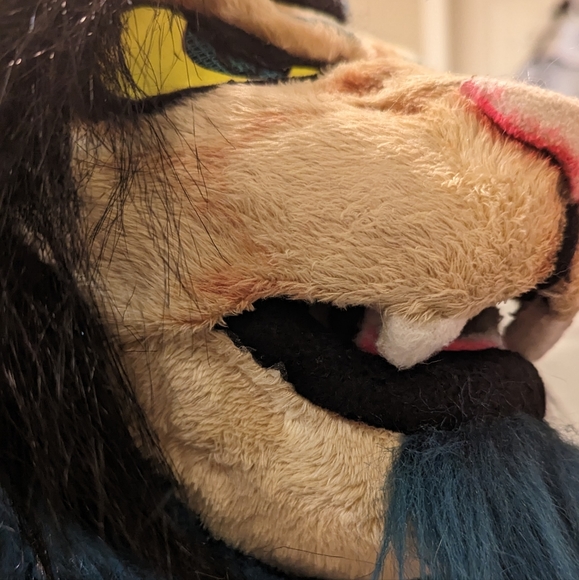 Lion Head Partial Furry - Picture 7 of 12